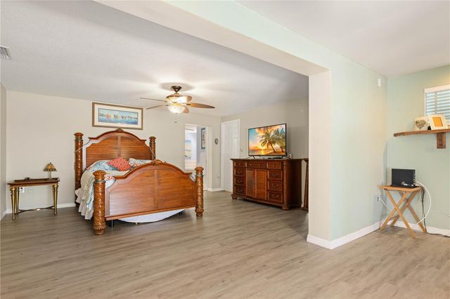 174 SPRING LAKE BOULEVARD NW, Port Charlotte, FL 33952