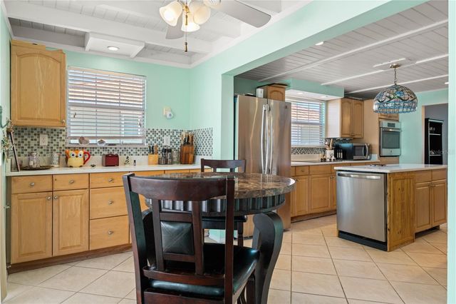 174 SPRING LAKE BOULEVARD NW, Port Charlotte, FL 33952