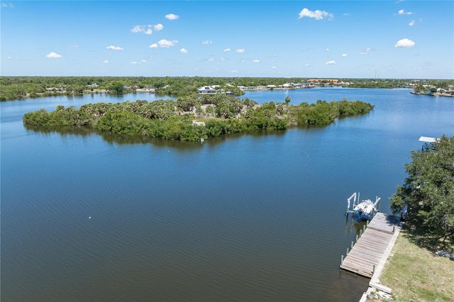 174 SPRING LAKE BOULEVARD NW, Port Charlotte, FL 33952