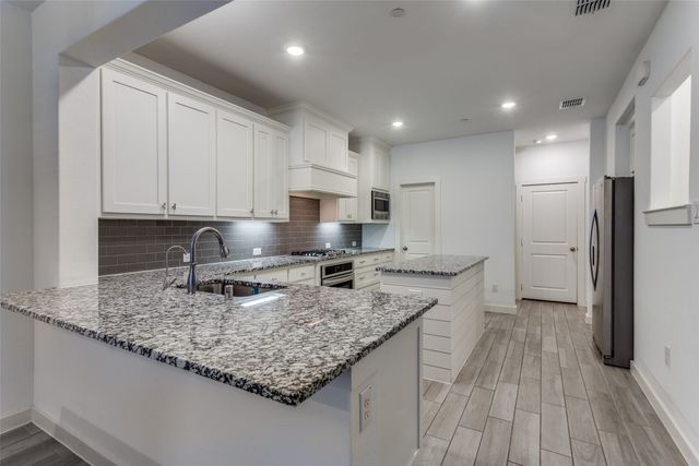 2728 Shelby Drive, Lewisville, TX 75067