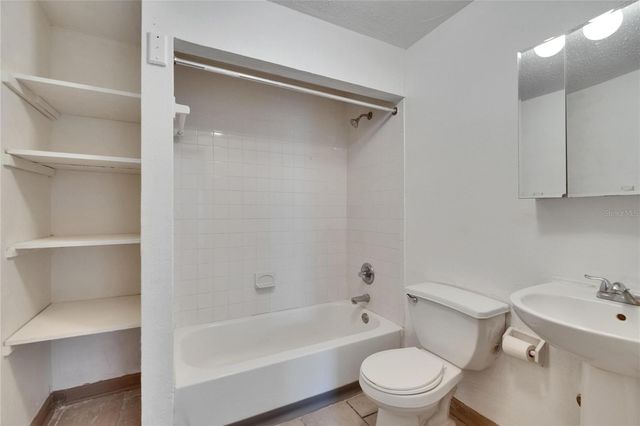 1920 E CHELSEA STREET, Tampa, FL 33610