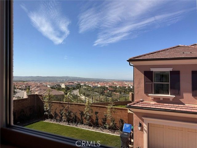 120 Awning, Irvine, CA 92618