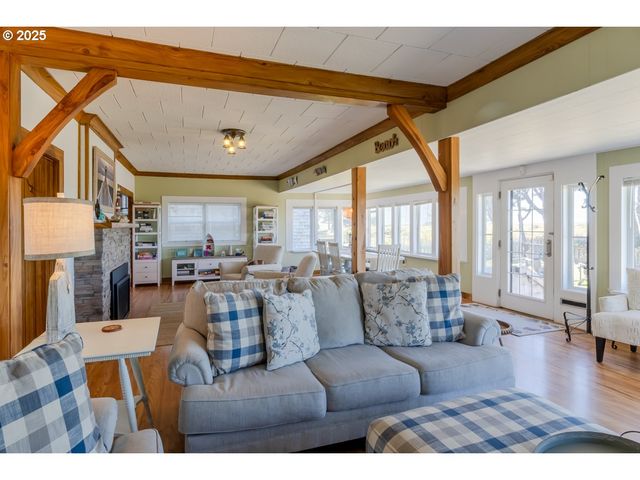 1271 S PROM, Seaside, OR 97138