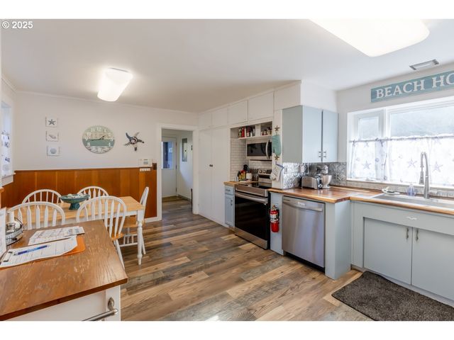 1271 S PROM, Seaside, OR 97138