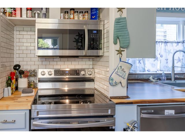 1271 S PROM, Seaside, OR 97138