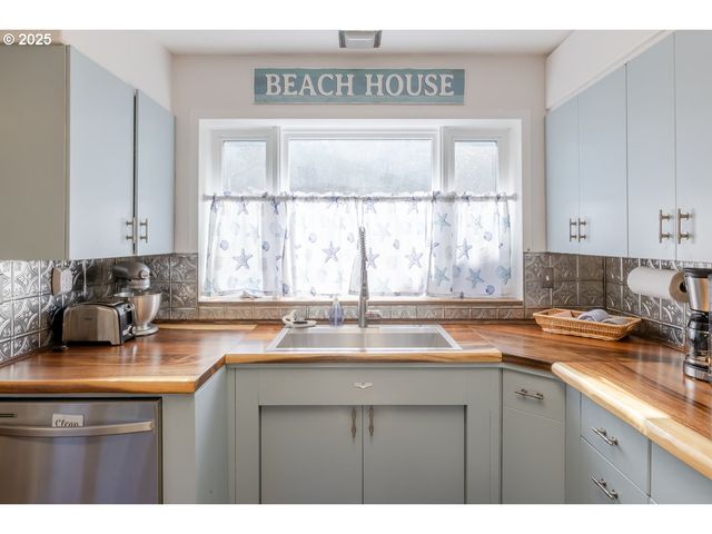 1271 S PROM, Seaside, OR 97138