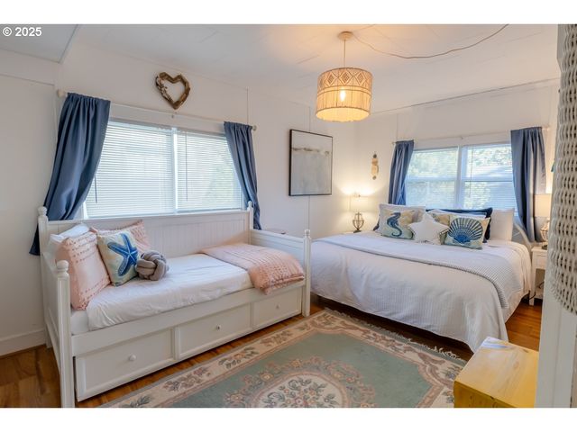 1271 S PROM, Seaside, OR 97138