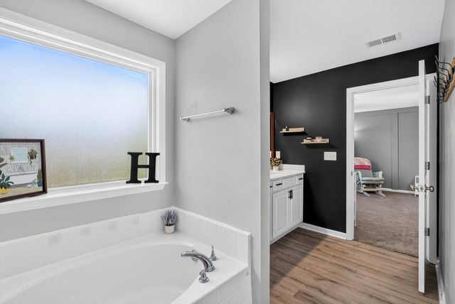 642 Ridgeville Crossing Drive, Inman, SC 29349