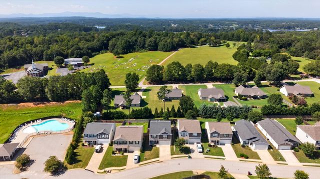 642 Ridgeville Crossing Drive, Inman, SC 29349