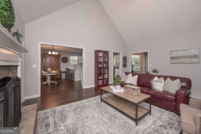 7533 Mason Falls Drive, Winston, GA 30187