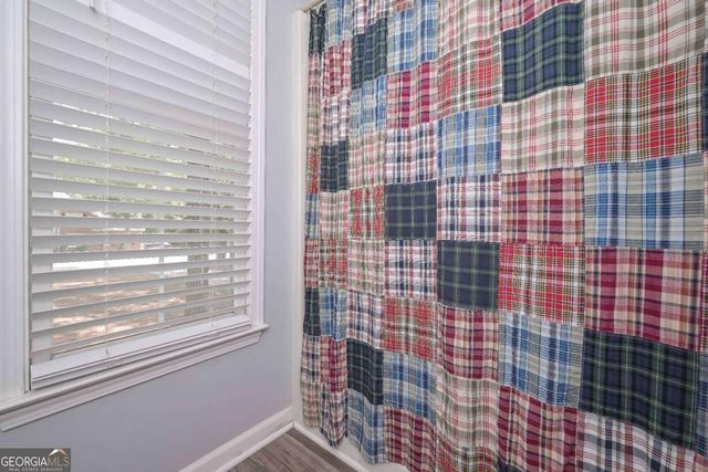 7533 Mason Falls Drive, Winston, GA 30187