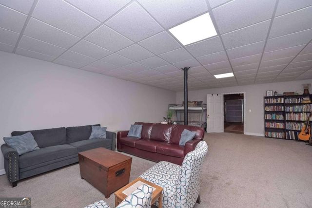 7533 Mason Falls Drive, Winston, GA 30187
