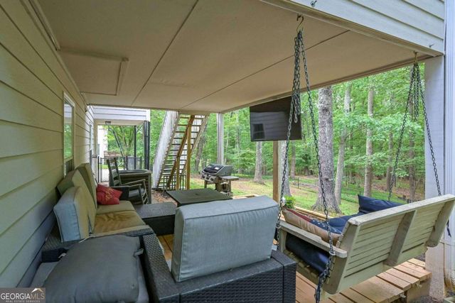 7533 Mason Falls Drive, Winston, GA 30187