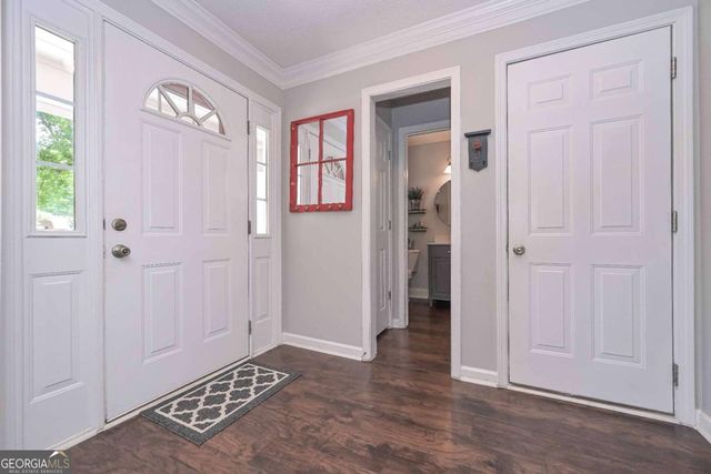 7533 Mason Falls Drive, Winston, GA 30187