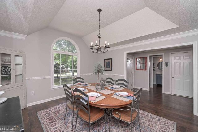 7533 Mason Falls Drive, Winston, GA 30187