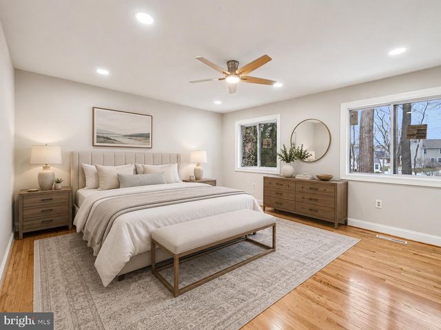 5806 MIRIAM DR, Sykesville, MD 21784