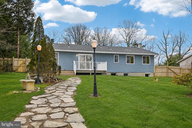5806 MIRIAM DR, Sykesville, MD 21784