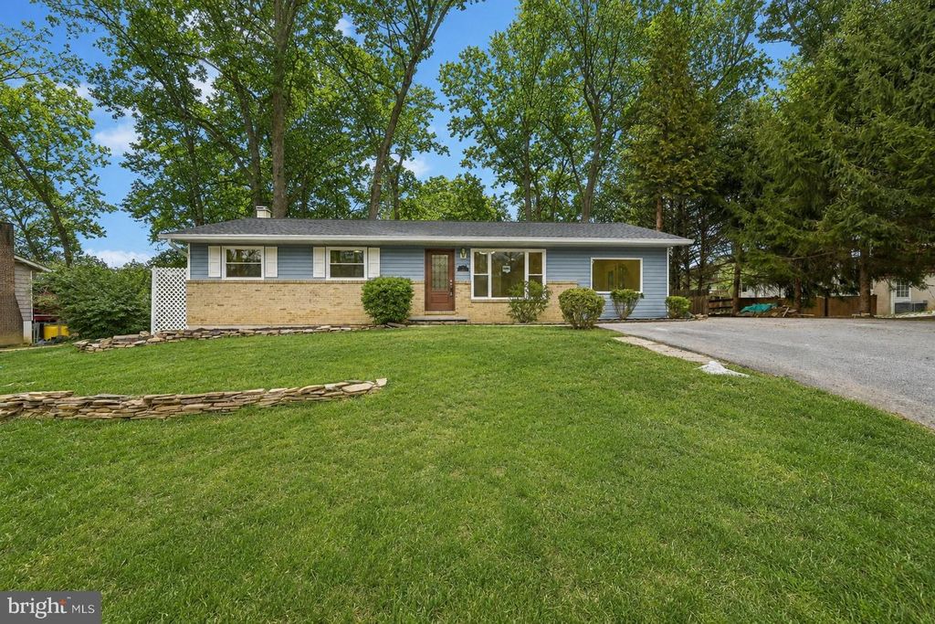 5806 MIRIAM DR, Sykesville, MD 21784