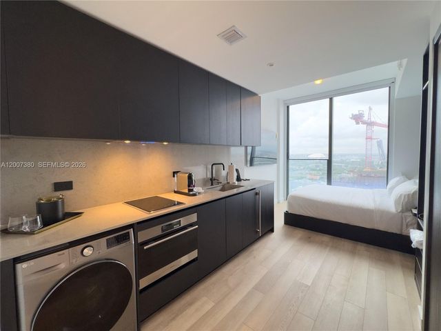 20 NE 11th St 3012A, Miami, FL 33132
