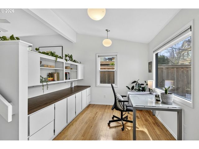 635 Se 55TH Ave, Portland, OR 97215