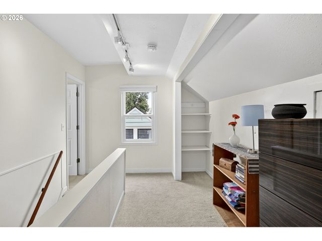 635 Se 55TH Ave, Portland, OR 97215