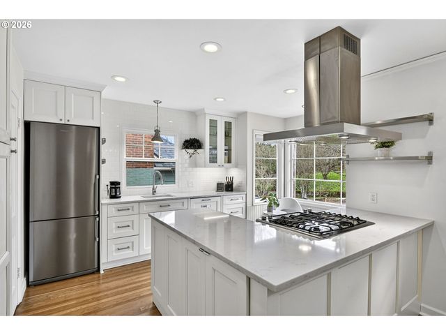 635 Se 55TH Ave, Portland, OR 97215