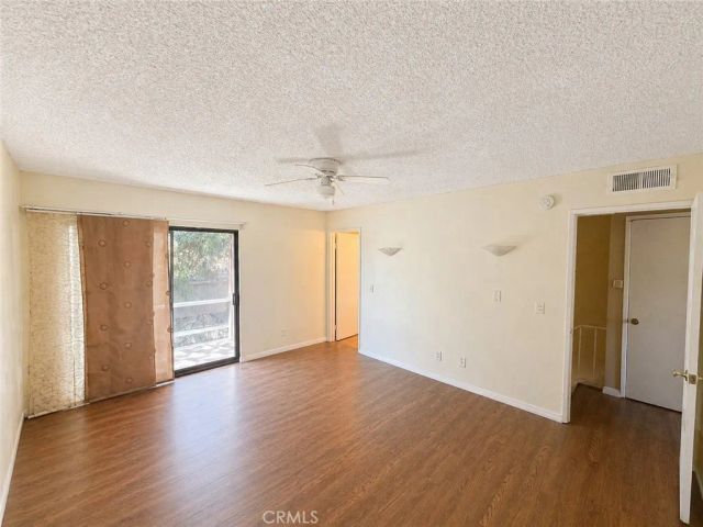 9131 Burnet Avenue 10, North Hills, CA 91343