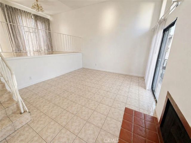9131 Burnet Avenue 10, North Hills, CA 91343