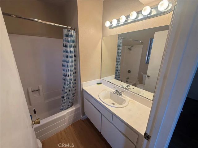 9131 Burnet Avenue 10, North Hills, CA 91343
