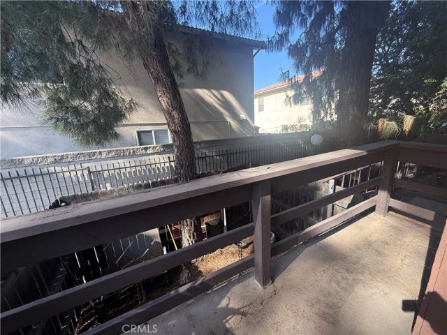 9131 Burnet Avenue 10, North Hills, CA 91343