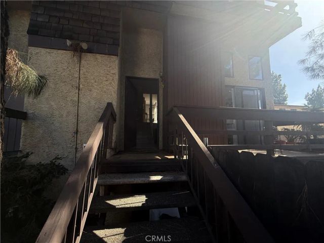 9131 Burnet Avenue 10, North Hills, CA 91343
