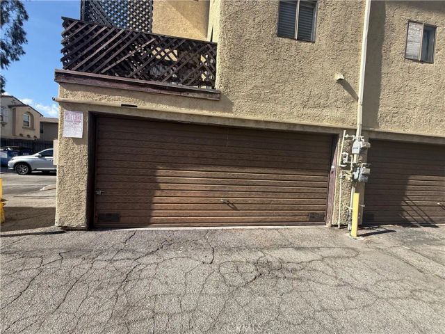 9131 Burnet Avenue 10, North Hills, CA 91343