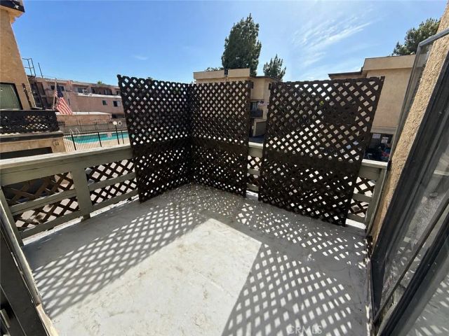 9131 Burnet Avenue 10, North Hills, CA 91343