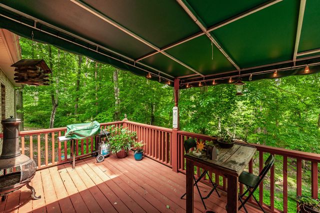 6513 N Mount Pleasant Rd, Greenbrier, TN 37073