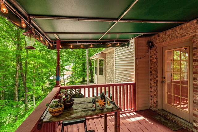 6513 N Mount Pleasant Rd, Greenbrier, TN 37073