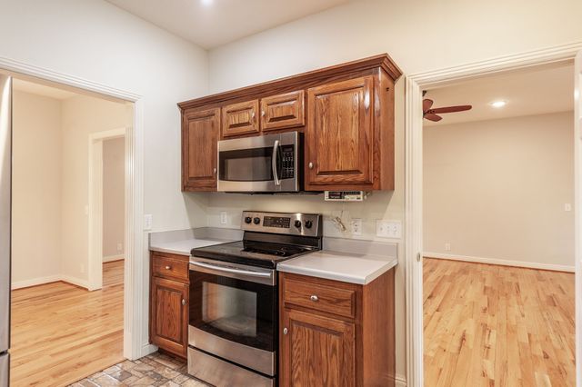 6513 N Mount Pleasant Rd, Greenbrier, TN 37073