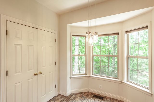 6513 N Mount Pleasant Rd, Greenbrier, TN 37073