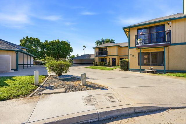 331 N Capitola Court 4, Porterville, CA 93257