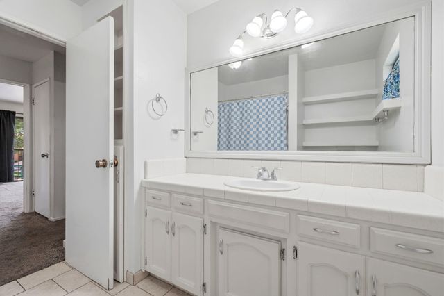 331 N Capitola Court 4, Porterville, CA 93257