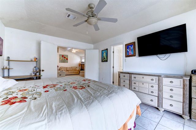 11602 Bickwood Dr Drive, Houston, TX 77089