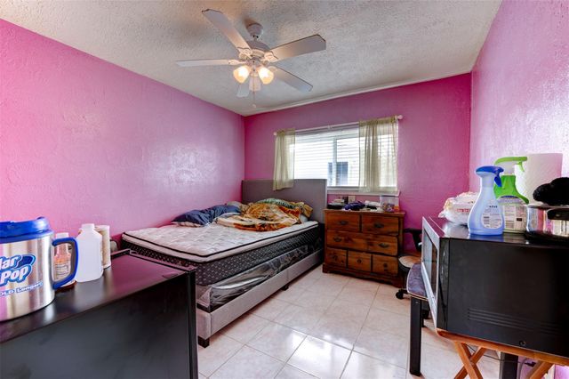 11602 Bickwood Dr Drive, Houston, TX 77089