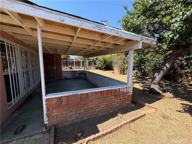 2420 Lovejoy Street, Pomona, CA 91767