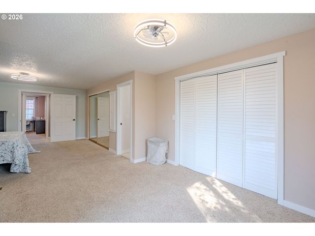 705 Ne 158TH Ave, Vancouver, WA 98684