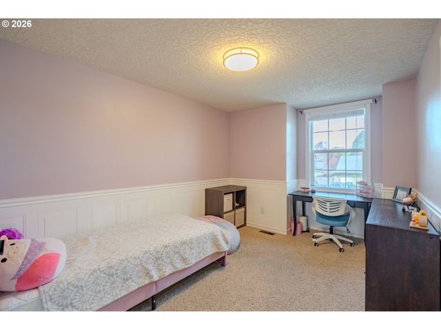 705 Ne 158TH Ave, Vancouver, WA 98684