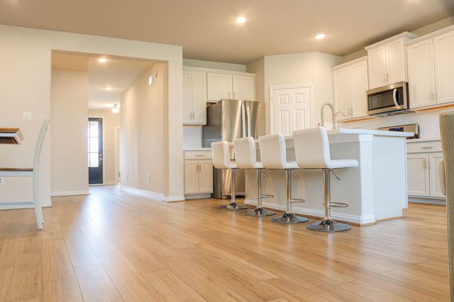 14314 Lunan Drive, Texas City, TX 77568