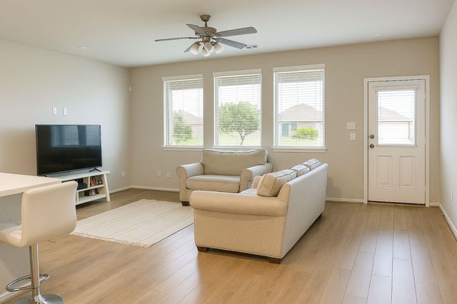 14314 Lunan Drive, Texas City, TX 77568