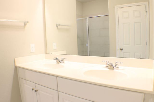 14314 Lunan Drive, Texas City, TX 77568