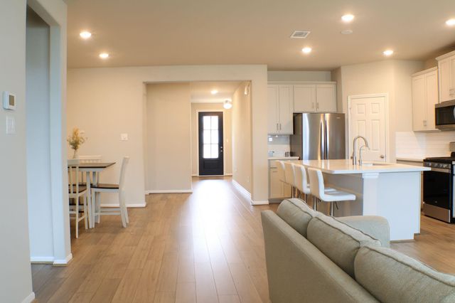 14314 Lunan Drive, Texas City, TX 77568