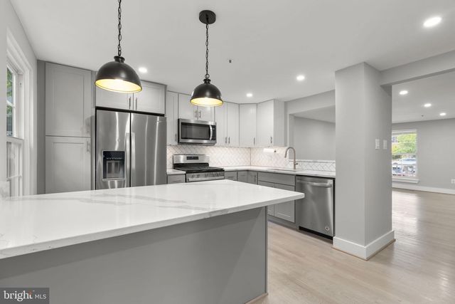 20517 STAFFORDSHIRE DR, Germantown, MD 20874