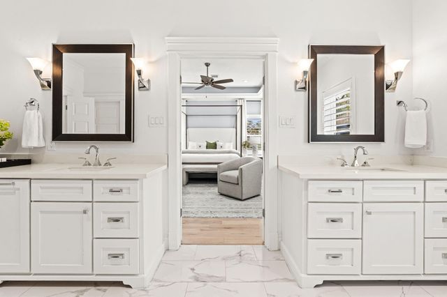 1717 Bayram Drive, Houston, TX 77055